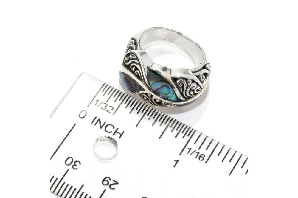 Cascada Leaf Ring- Black Shell