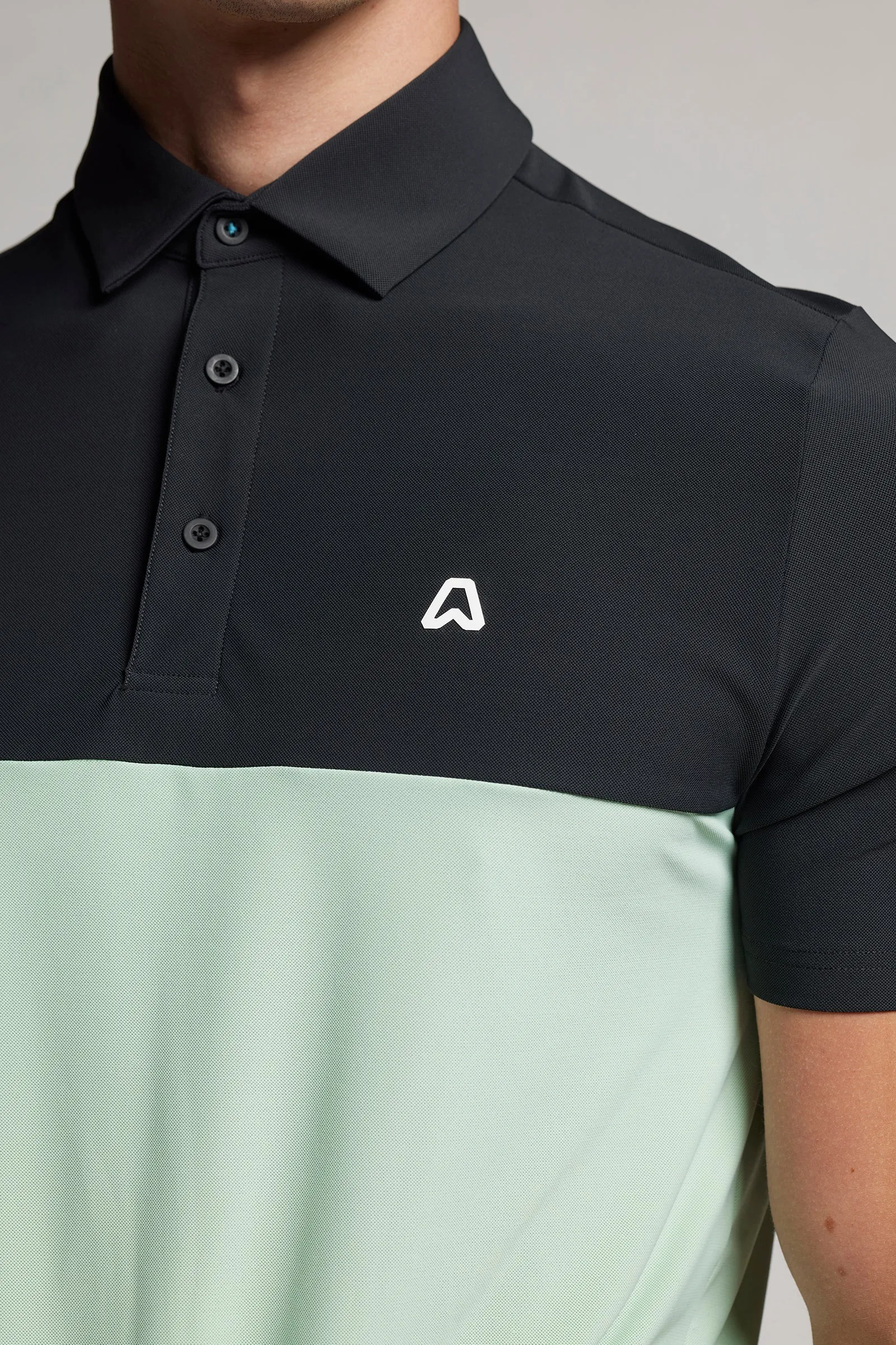 Colour Block Polo - Putter Black / Putting Green