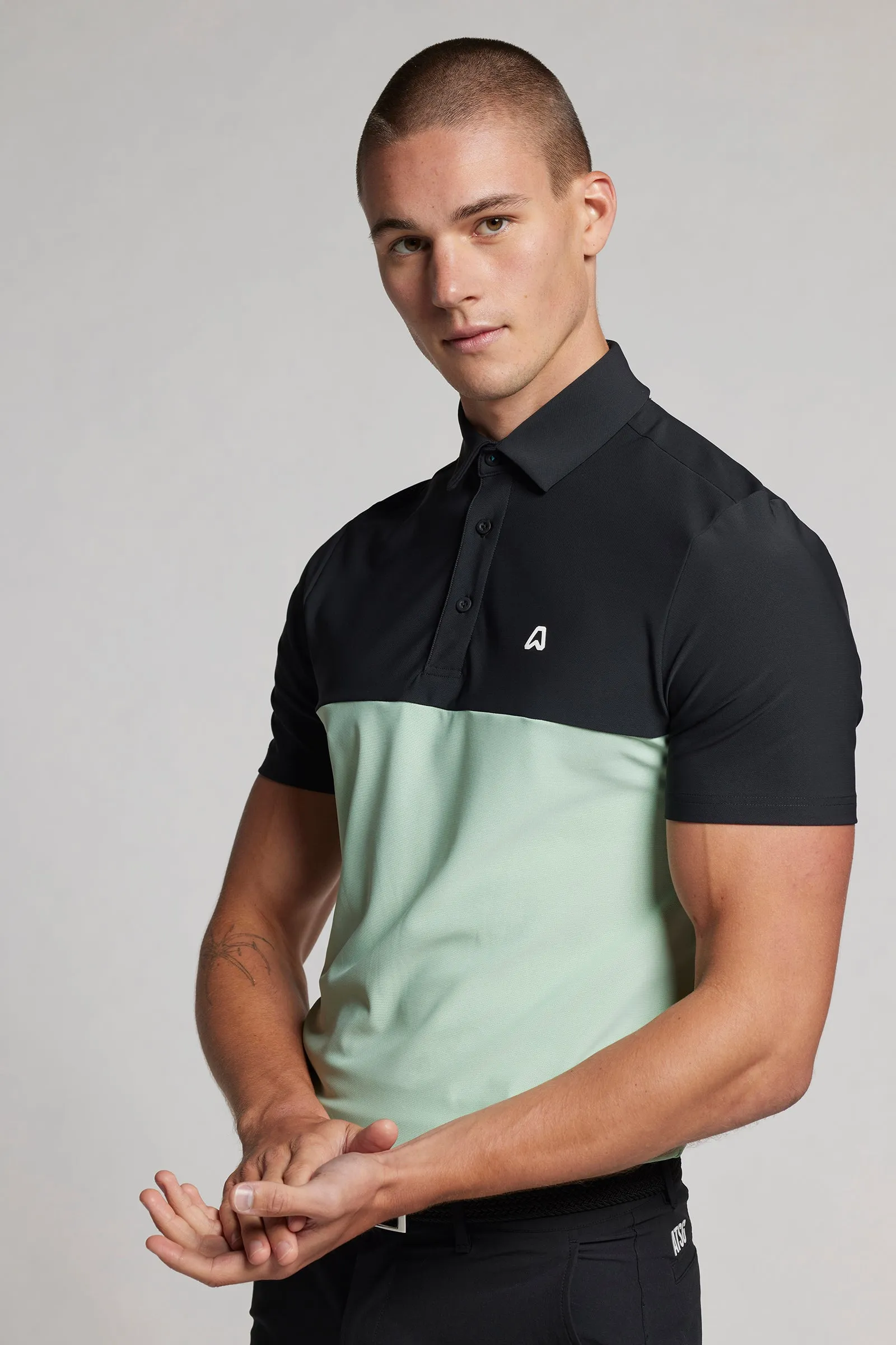 Colour Block Polo - Putter Black / Putting Green