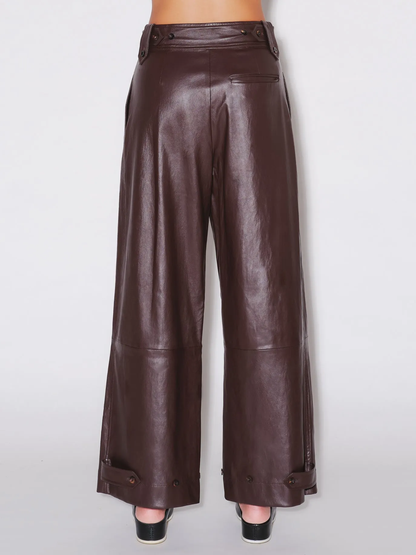 CROPPED BUTTON TAB PANT - PLONGE