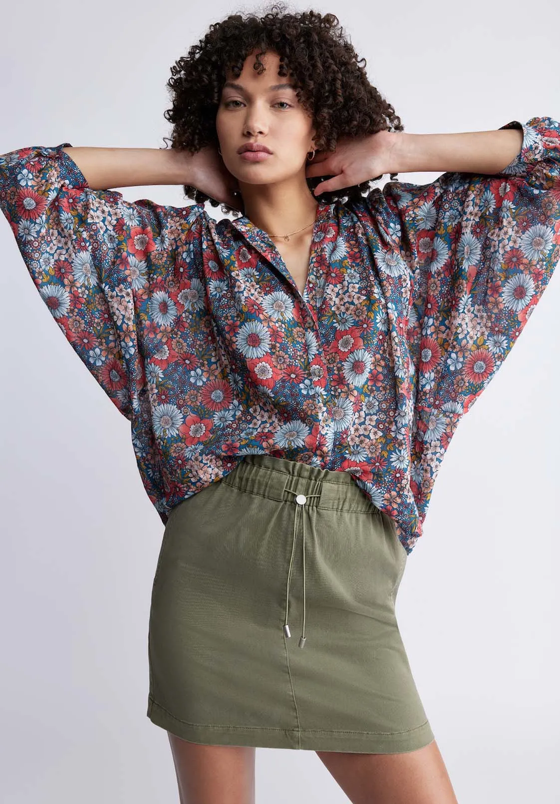 Ishara Women’s Balloon Sleeve Blouse in Floral Print - WT0079P