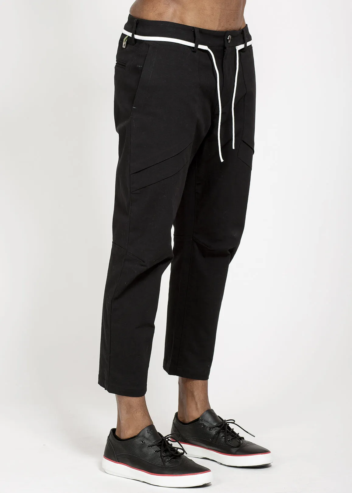 Konus Men's Cropped Pants With Drawcord in Black