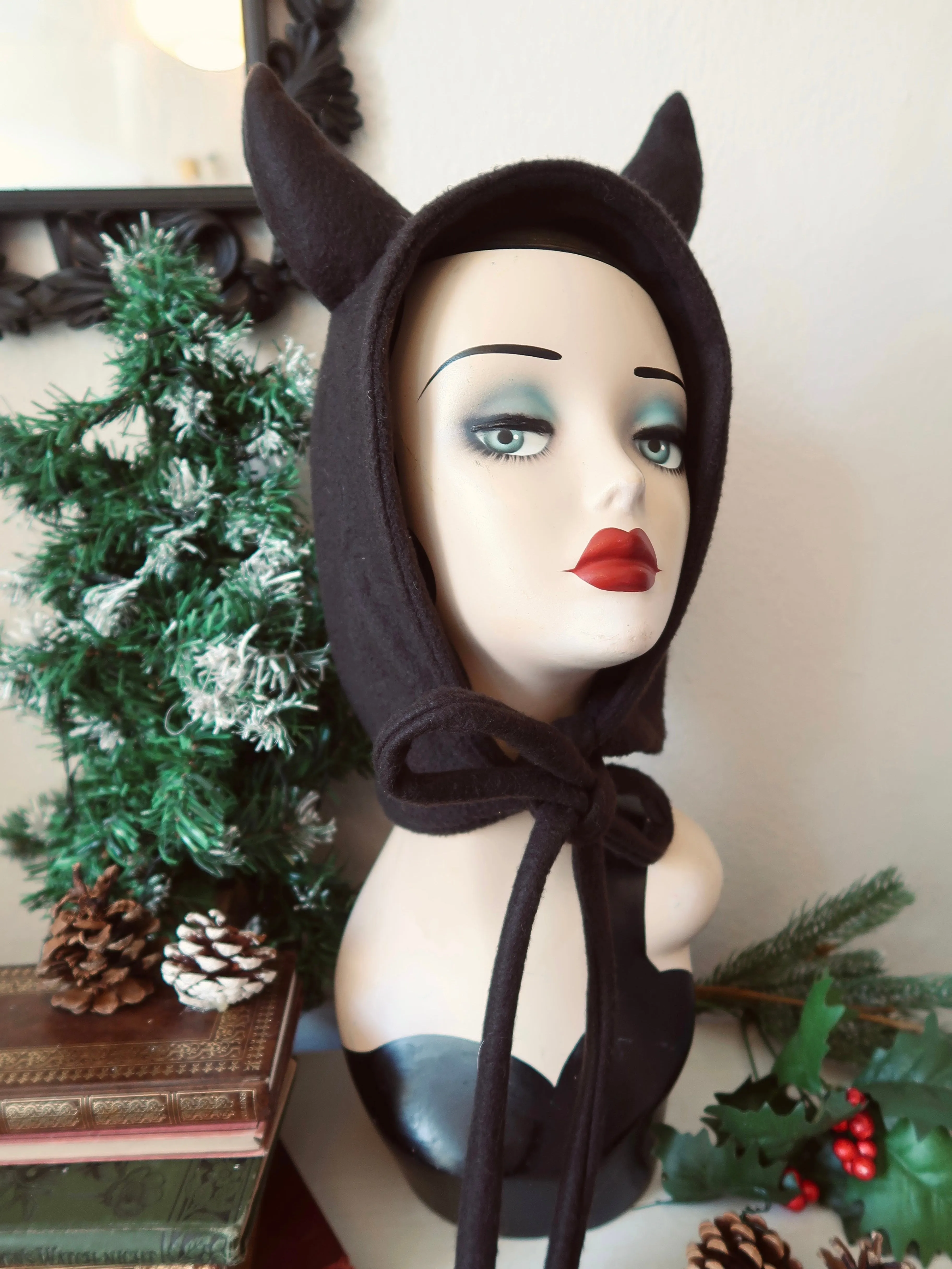 PRE-ORDER Krampus Bonnet in Black